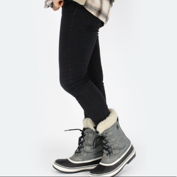 SOREL Winter Carnival Waterproof Winter Boots NEW - Picture 2 of 8